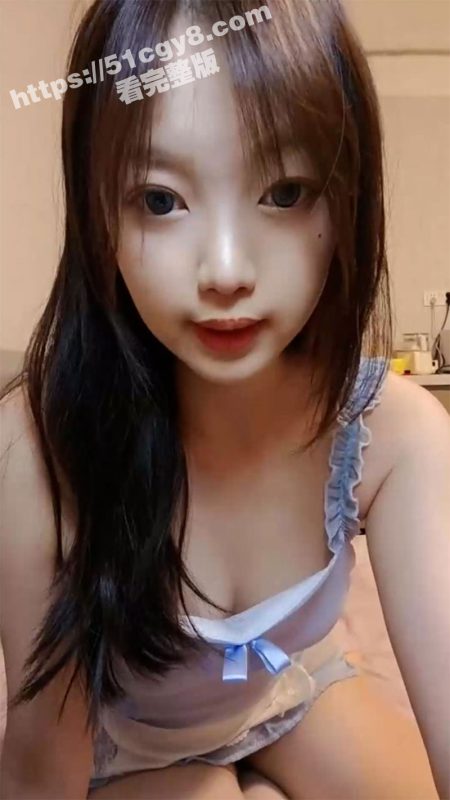 高颜值反差母狗 直播各角度展示跳蛋塞穴扣逼特写 掰开淫水骚穴跪求被操！-51吃瓜网