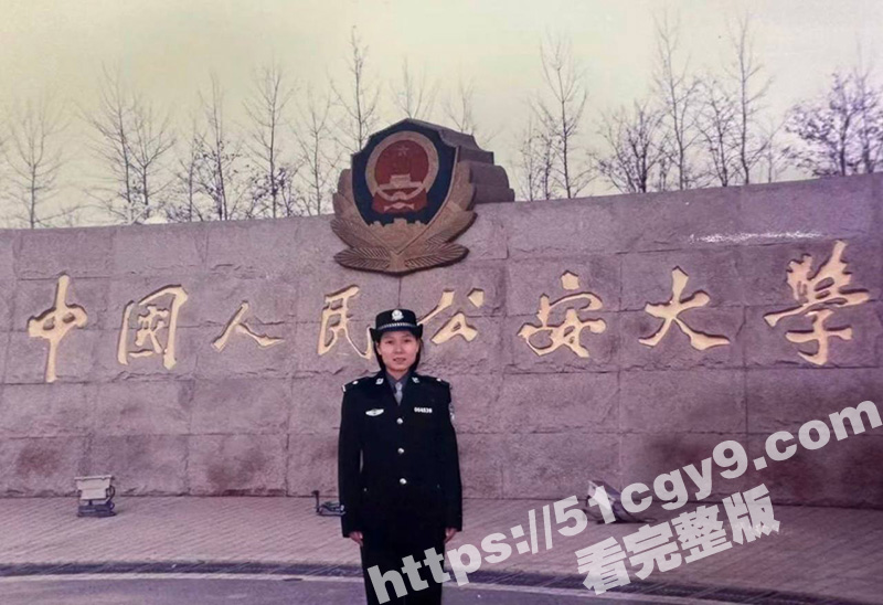 换偶女警第一人 一只独秀苏静 外网视频独家爆料 曾在凤凰网大谈换偶经历 被公安开除后转头下海拍网黄视频！ - 51吃瓜网-51吃瓜网