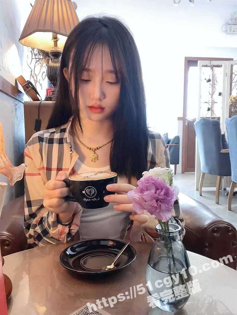 小米SU7车祸自燃后续 车辆后排被烧焦的女大学生尸体视频流出 胆小者慎入！ - 51吃瓜网-51吃瓜网