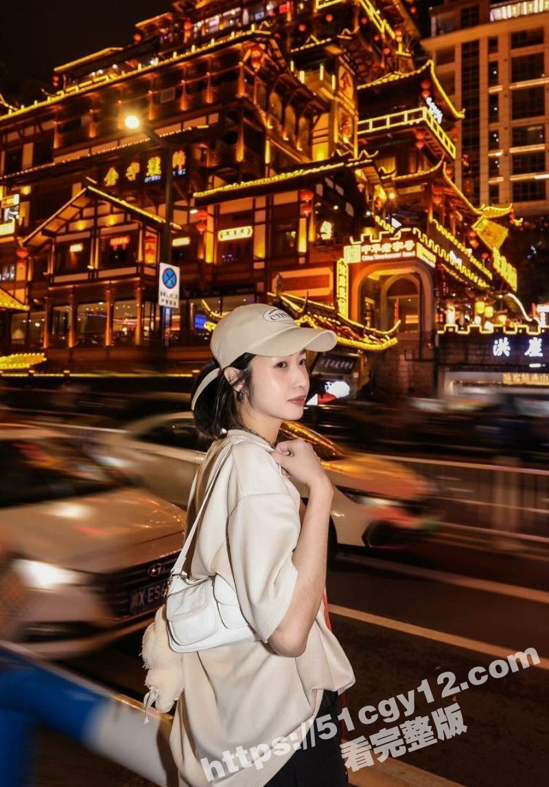 新加坡花店老板娘 Babeyiyi 偷情视频流出 约炮黑鬼玩深喉口爆 被手臂粗的大屌后入爆操 爽到升天！ - 51吃瓜网-51吃瓜网