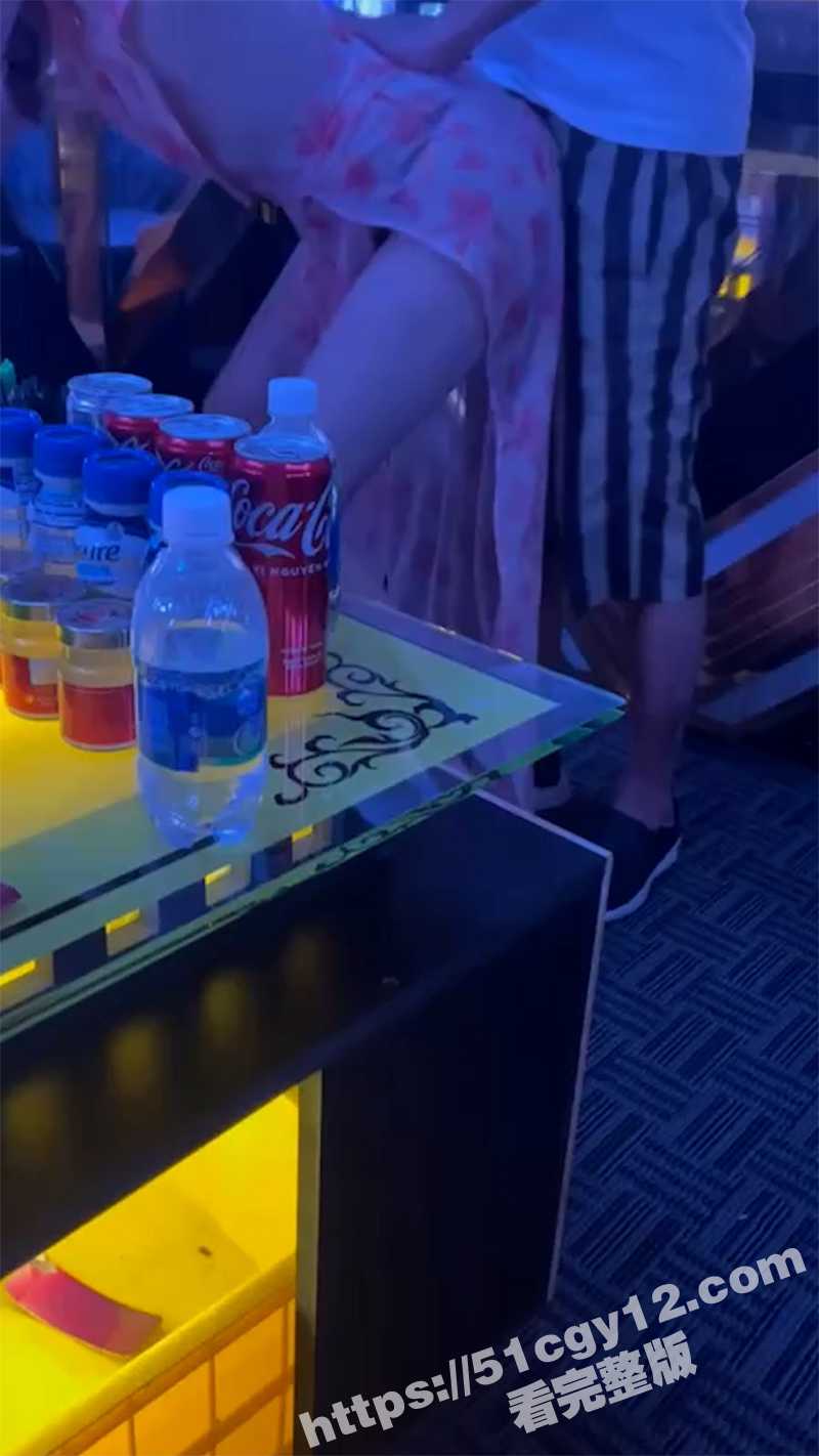 越南胡志明暗黑旅 游纸醉金迷的人间天堂揭秘 KTV裸台泳池6P 只有你想不到的没有胡志明夜场做不到的！ - 51吃瓜网-51吃瓜网