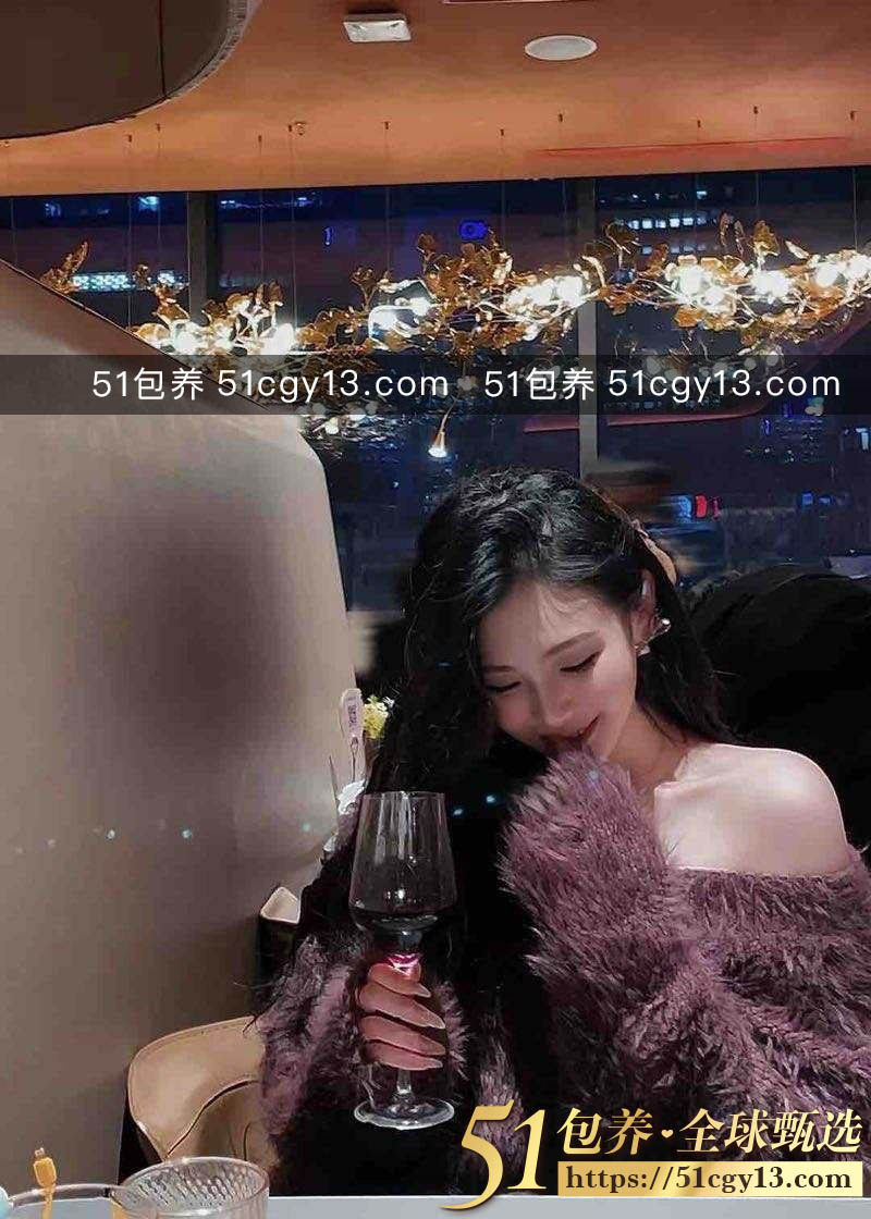 51包养 高端外围 | WXJ040814 乌鲁木齐健身达人 S曲线发光白 质量保真 假一赔十 - 51吃瓜网-51吃瓜网