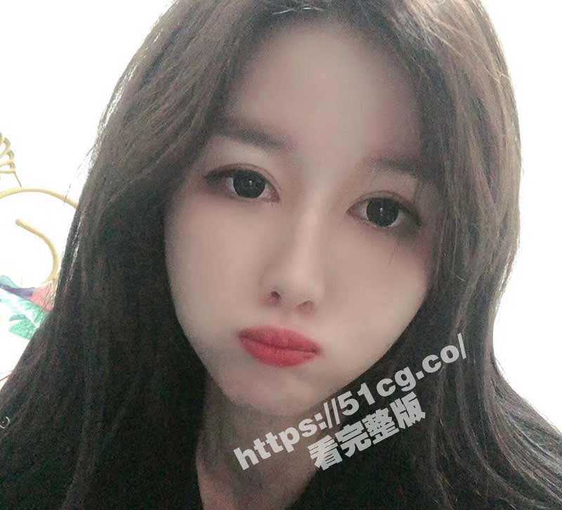 云盘泄露  高颜值反差婊 宋翊儿 第一视图 清纯女神淫荡的一面-51吃瓜网
