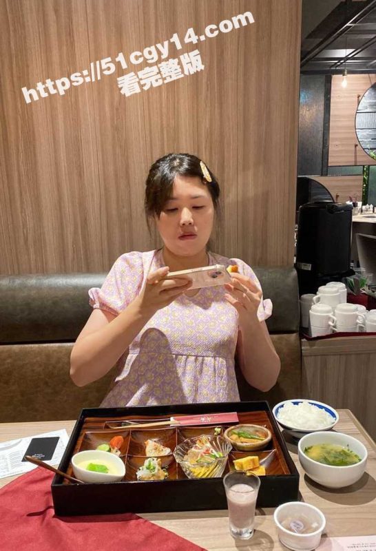 湖南人妻 王春艳 哺乳期出轨视频被疯传！性需求超强 与炮友各种缠绵 高潮喷奶你可见过？-51吃瓜网
