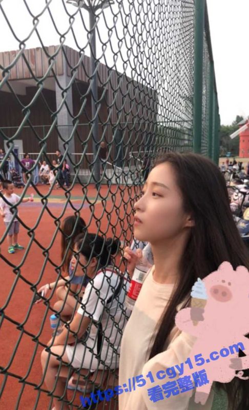 高颜值反差御姐 性爱视频遭渣男曝光 修长美腿蝴蝶穴遭巨根暴力打桩 都把妹子给操哭啦！-51吃瓜网