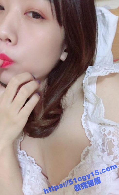 小红书约出极品人妻 一顿饭拿下！床上放浪形骸 主动解锁各种姿势 呻吟浪叫骚劲十足！-51吃瓜网