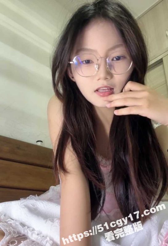 清纯学生妹 困困兔 最新直播视频合集 拿着假屌自慰的女孩 蹶起翘臀被无套爆操！-51吃瓜网