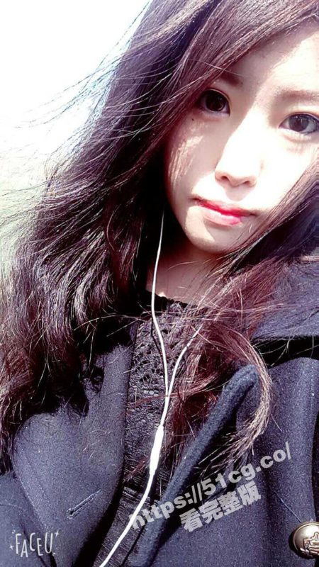 极度反差  济南女大学生【玲子】被男友调教成淫娃 野战公交车口交-51吃瓜网