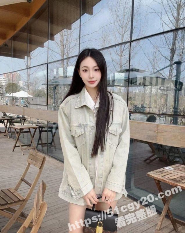 瓜友三千块约炮澳门外围女神 顶级身材性感尤物 被戴狗链打桩猛干 操到浪叫不止娇喘连连！-51吃瓜网