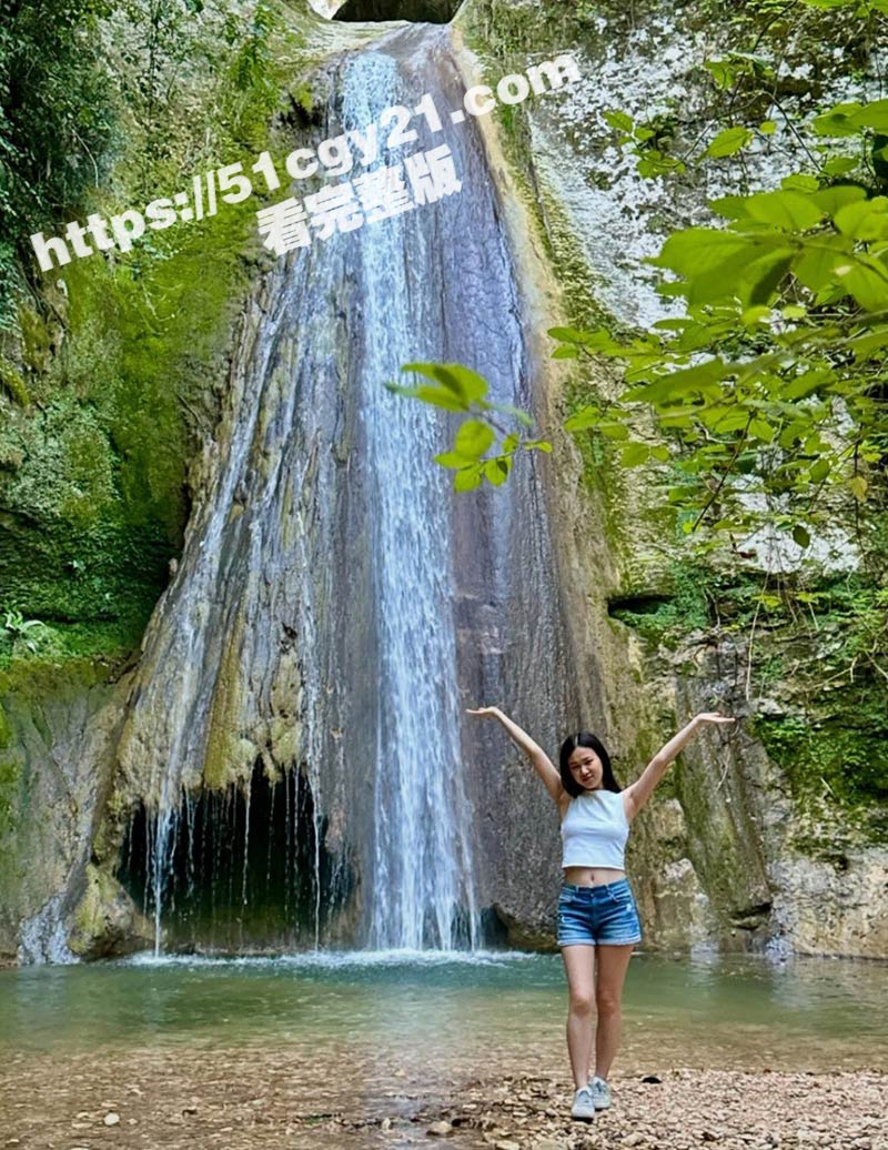 21岁混血女白领 cosplay护士服约炮视频被流出 全程露脸享受着被大屌爆操瞬间！ - 51吃瓜网-51吃瓜网