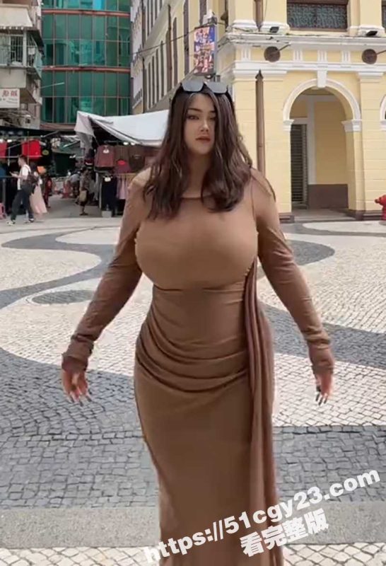 抖音巨乳网红 Maggie 竟用腾讯会议玩自慰直播 露脸裸舞假屌狂插淫穴！-51吃瓜网