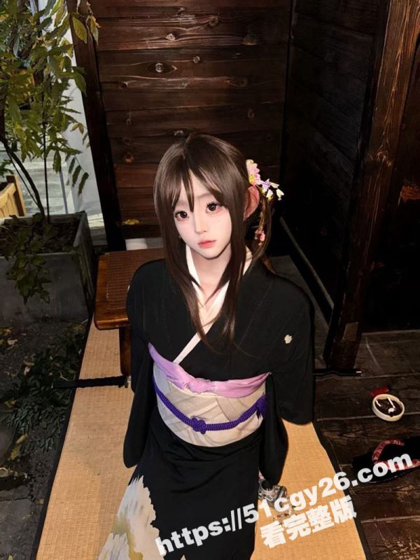 成都极品萝莉嫩妹 约炮视频火爆全网 各种COS制服露脸口交大屌 反差感拉满！-51吃瓜网