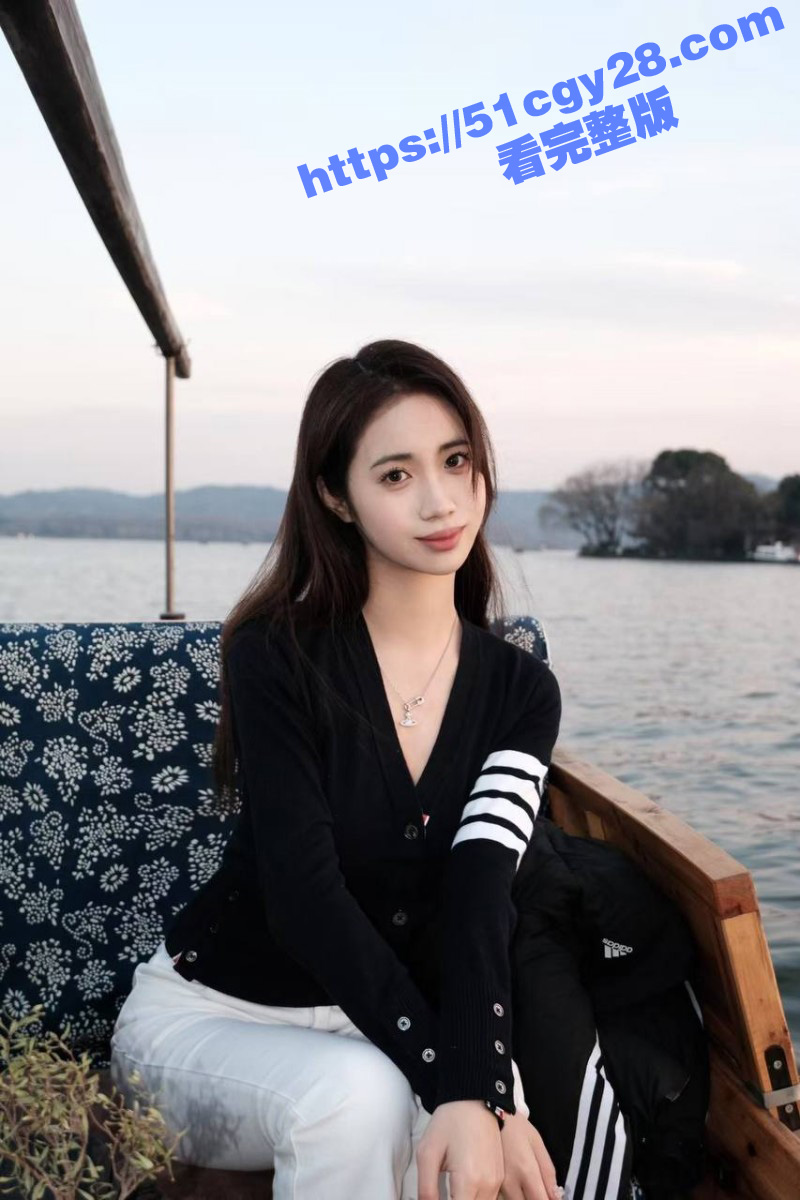 哈工大04年研究生 秦佳彤 遭炮友扇奶乳夹调教 掐臀束缚后入 M属性被完全激发！ - 51吃瓜网-51吃瓜网