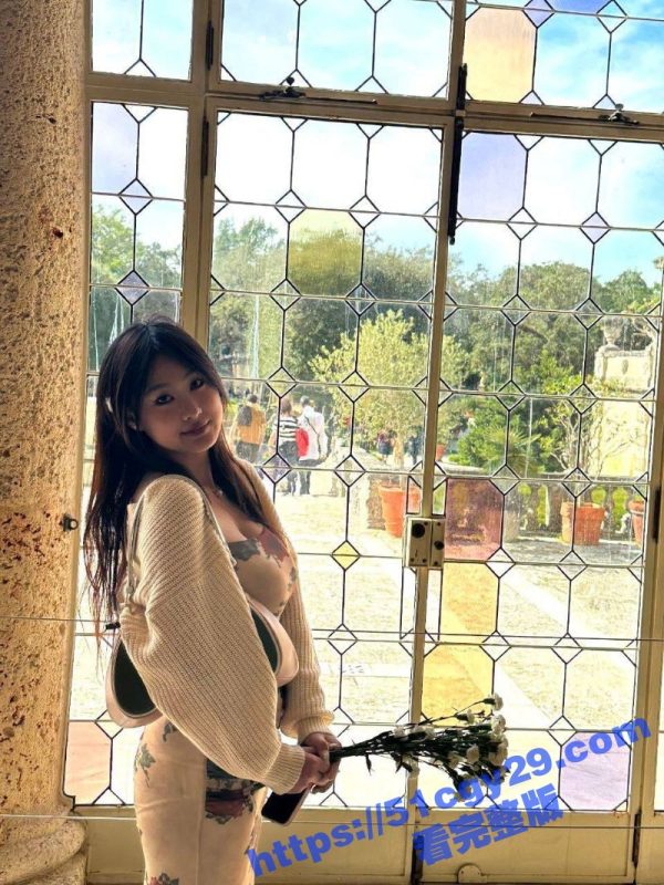 反差女神吃鸡性爱视频流出 露脸口交眼神勾魂 吸吮的声音格外刺耳 爽感直冲云霄！-51吃瓜网