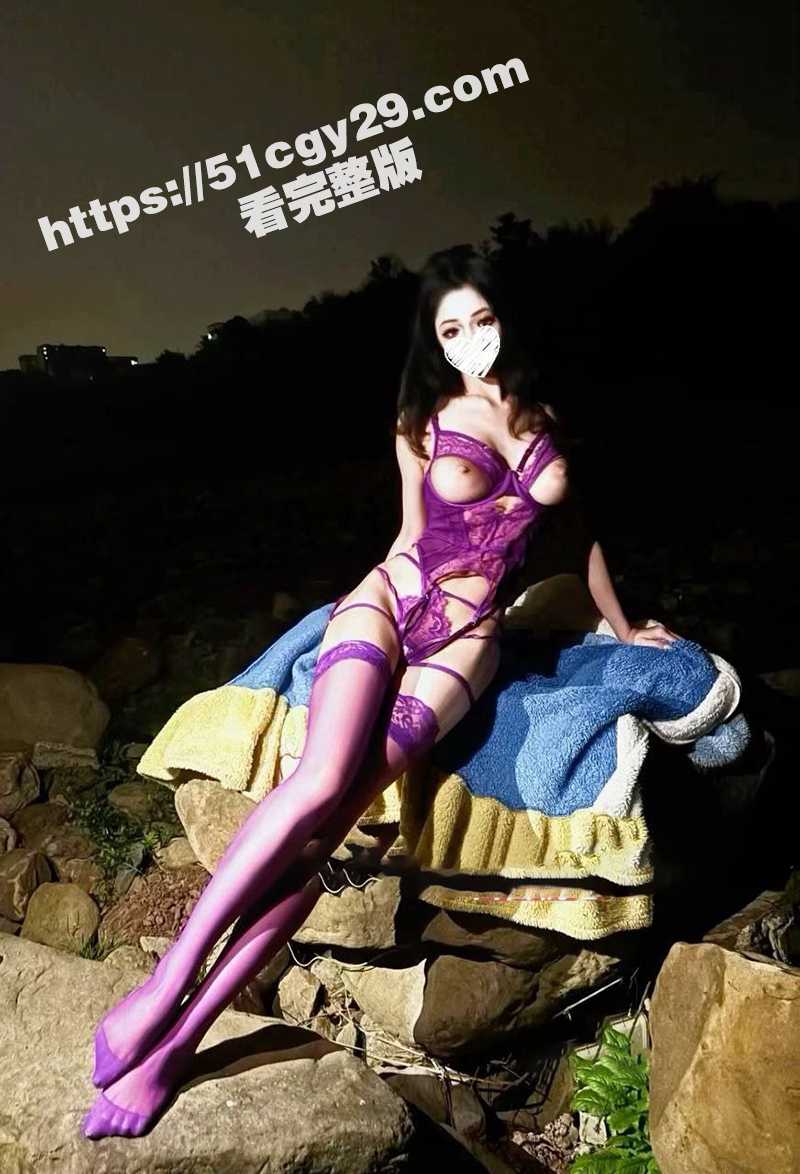 推特大奶网红 一口白桃七 福利合集泄露 极品尤物全裸骚舞 化身学生妹自慰放尿 堪称百变女王！ - 51吃瓜网-51吃瓜网