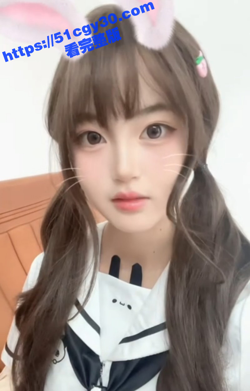 河南郑州美术学院18岁学妹 冯文静 痴迷网恋酷爱卡泡 与网友奔现约炮后惨遭曝光！ - 51吃瓜网-51吃瓜网