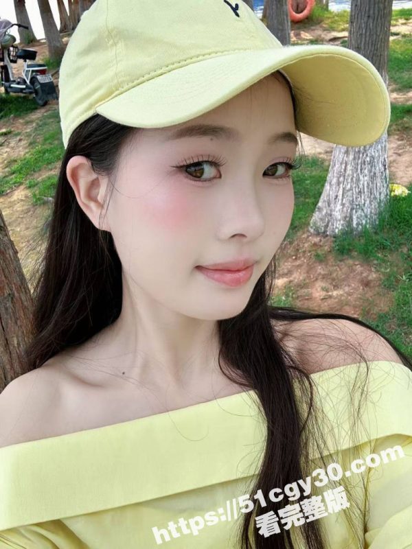 云南曲靖航空学校 程淑丹 被金主重金包养泄密私拍 后入猛操肥美蜜臀 浪叫无比诱人！-51吃瓜网