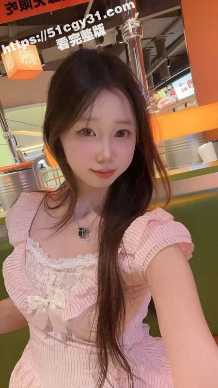 重庆财经职业学院 郭佳馨 年仅19岁就已成为知名校妓 给钱就让操 淫骚模样无人不知！-51吃瓜网