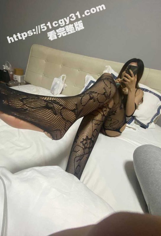 大学生模特 阿曼达 性爱视频被曝 极品尤物骑乘晃奶 被土豪无套内射 浓精流满骚穴！-51吃瓜网