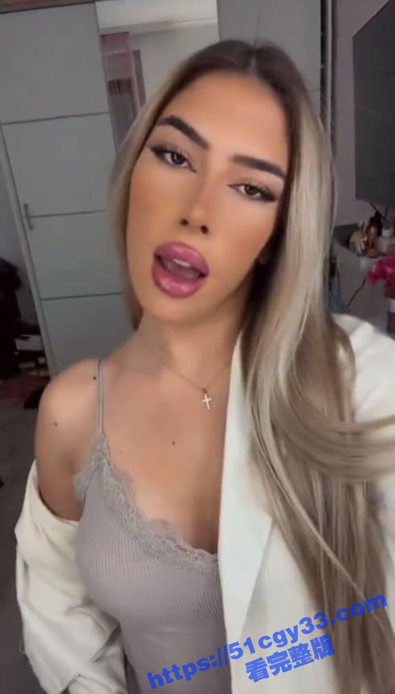 塞尔维亚网红 TijanaRadonjić 直播情趣内衣滑翔伞 解安全带150米坠落 悲剧震惊网络! - 51吃瓜网-51吃瓜网