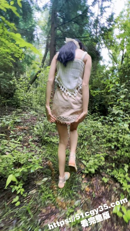 51原创小姨子的秘密 小姨子山里采蘑菇 采到姐夫的肉蘑菇 骚逼让肉蘑菇后入抽插灌满精液！-51吃瓜网