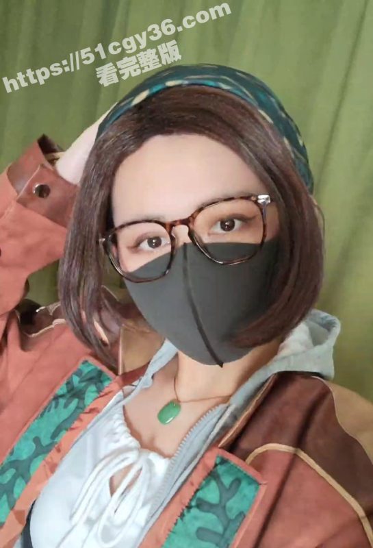 眼镜婊女神 奶咪 最新淫片流出 穿开档黑丝戴肛塞揉逼自慰 用章鱼触手狂插淫穴 画面堪比科幻大片！-51吃瓜网