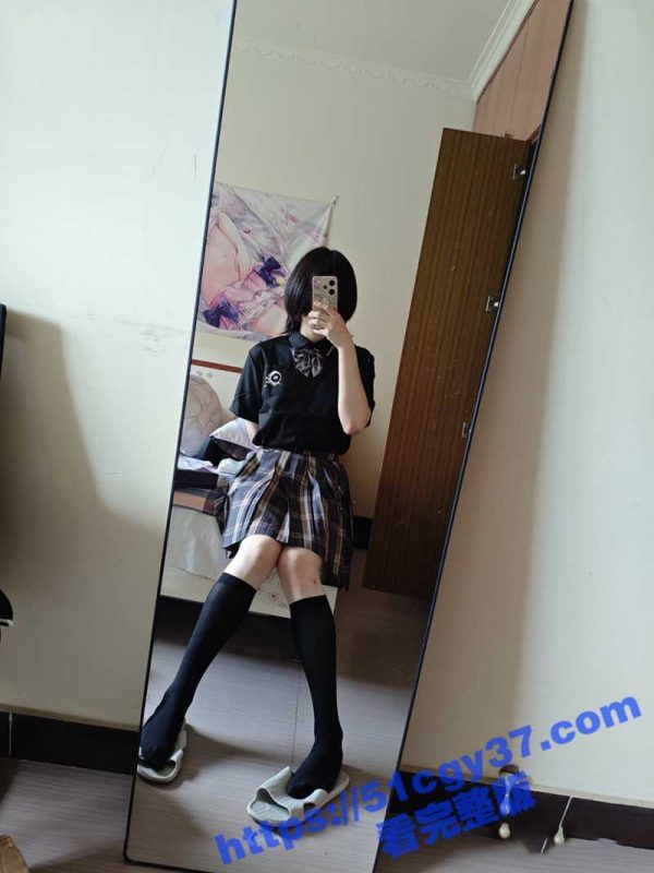 推特伪娘 竟用刀片把睾丸割下 然后油炸吃掉 这波操作震惊全网 这绝对是个狠人啊！-51吃瓜网