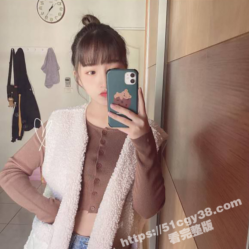 保险业巨乳人妻 为了业绩长期和客户保持身体关系 绿帽老公发现后曝光其性爱视频！-51吃瓜网