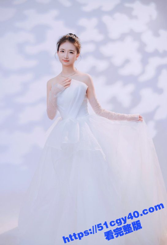 新婚美女护士 小雪 大量不雅视频被曝！出轨成性沦为性奴母狗 露脸自慰舔屌 调情聊天记录更是淫荡！-51吃瓜网