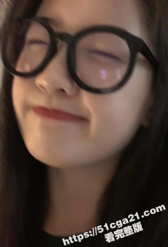 喜欢健身的甜美大学生 性爱视频被渣男曝光 撅着蜜桃臀情趣后入 主动摇臀被各种无套爆操！-51吃瓜网