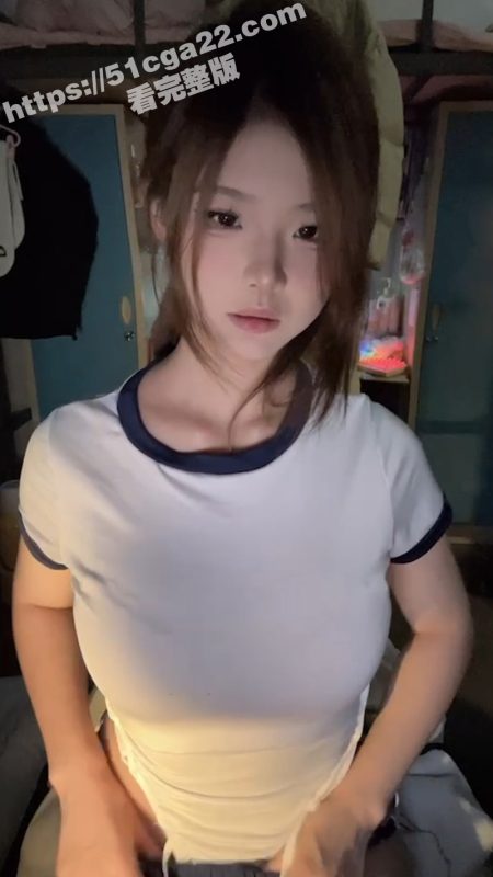 高颜值大学生 羊咩咩 宿舍大尺度自慰视频流出 脸B同框自慰超级劲爆！-51吃瓜网