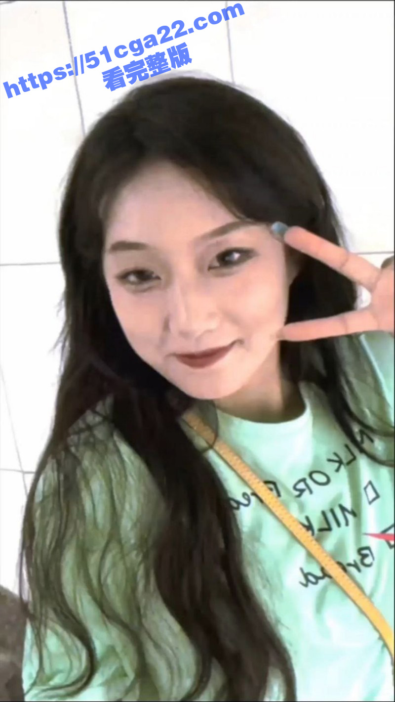 纯欲风高颜值女神 露脸私拍泄密 撅臀展示猫尾肛塞 道具撑穴上演自慰下蛋精彩瞬间！ - 51吃瓜网-51吃瓜网