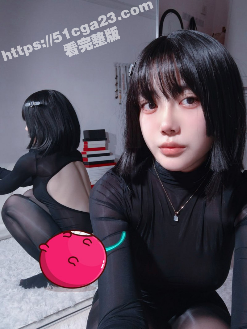 高颜值福利姬 高桥千凛 三点全露私拍 琉光15D连体油光黑丝 对镜展示肥美嫩鲍！ - 51吃瓜网-51吃瓜网