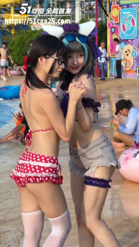长隆水上乐园二次元派对炸裂！肤白貌美大长腿 cos骚妹湿身操到喷！-51吃瓜网