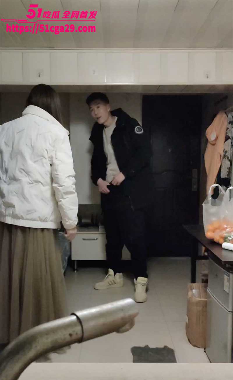 南京红姐事件之阳痿哥 红大爷裙子都脱了哥们软的不行 最后只好含泪提裤子退场 堪称红大爷职业生涯最大滑铁卢！ - 51吃瓜网-51吃瓜网