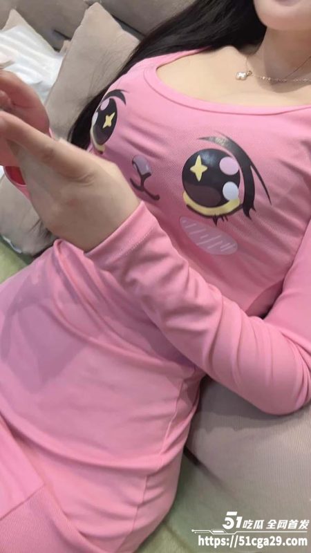 海角大神 奶子即正义 M属性粉衣少妇主动上门求操 黑丝白臀饥渴难耐 全程刺激撸点满满！-51吃瓜网