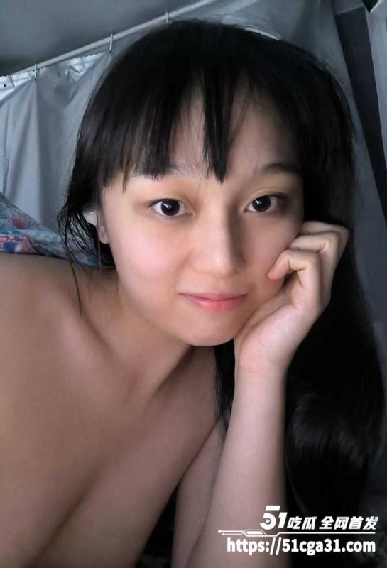 贵州小情侣性爱私拍泄密 男主调教手法超绝 女友全程露脸喊主人求操！-51吃瓜网