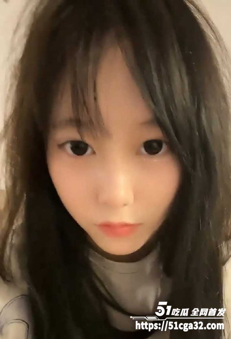 抖音极品萝莉 KOUK 裸聊视频流出 与榜一大哥单聊露奶发骚 小穴超级粉嫩诱人! - 51吃瓜网-51吃瓜网