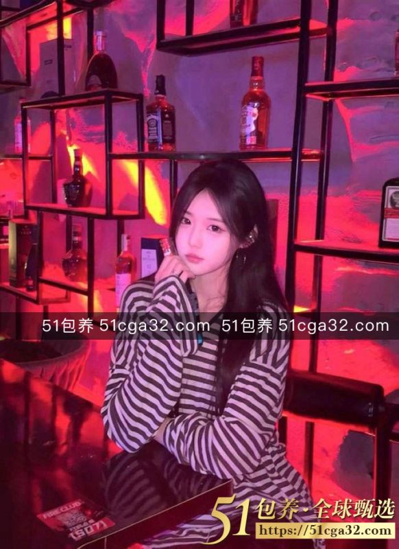 51包养 高端外围 | W1YT071512 烟台学生 肤白如雪细长美腿 质量保真 假一赔十-51吃瓜网