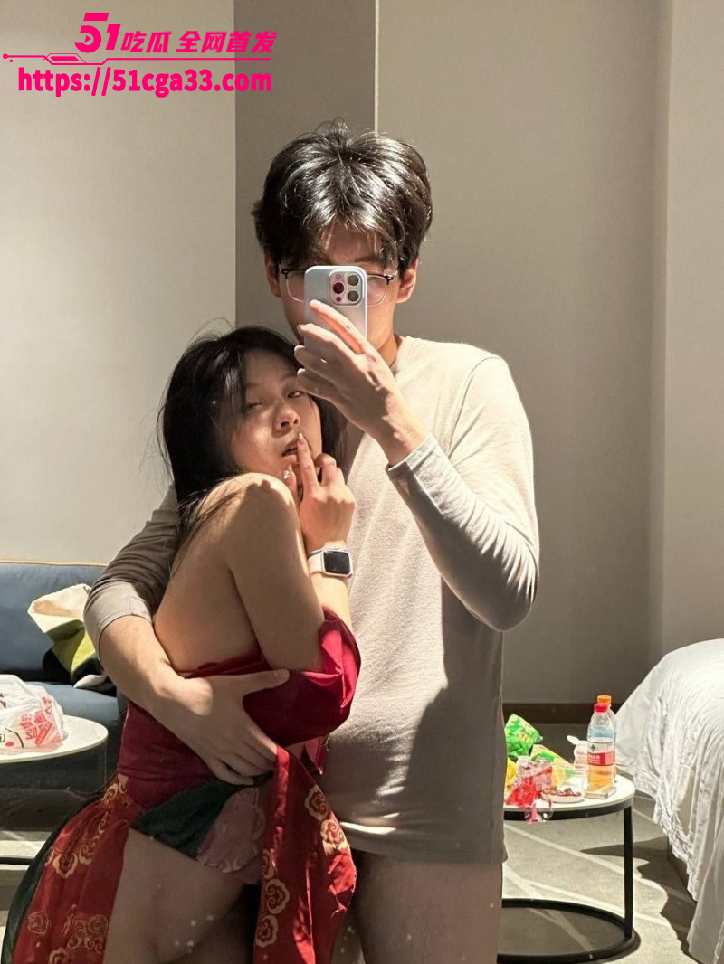 福建泉州清纯校花 分手后遭男友恶意泄密 口技精湛完美露脸 多体位交欢淫骚气质十足！ - 51吃瓜网-51吃瓜网