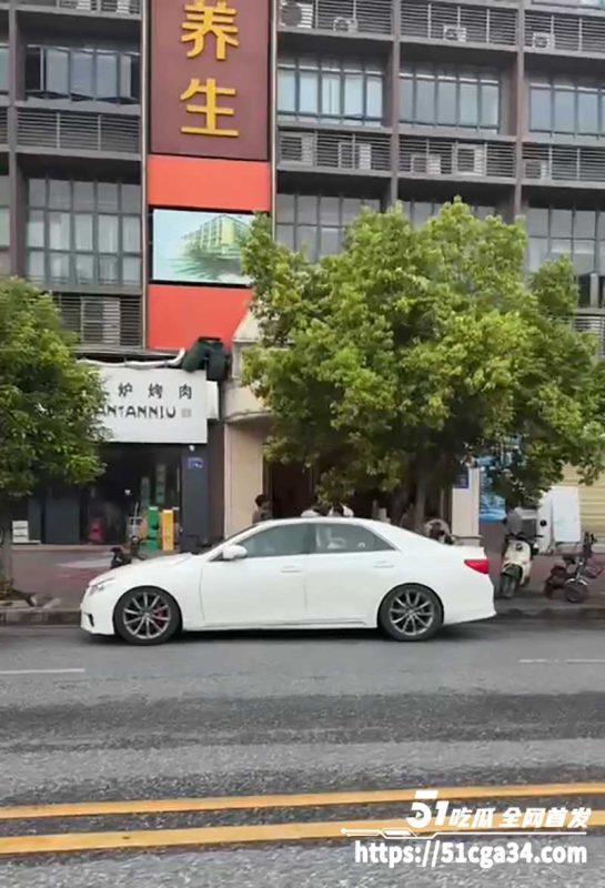 牡丹花下死做鬼也风流！广东男子酒后按摩打飞机猝死 次日清晨才被发现！-51吃瓜网