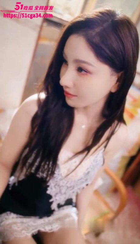 擦边短剧《善良的嫂子》职场废柴垂涎性感嫂子频做春梦 醒来后又被其疯狂暗示色诱！-51吃瓜网