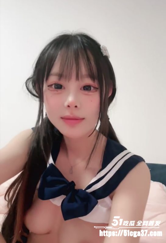 清纯学生少女 六六 跟男友做爱直播捞金 巨乳翘臀反差十足 各种视角欣赏大肉棒猛插馒头嫩穴！-51吃瓜网