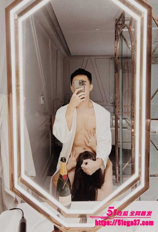 马来西亚健身博主 tw3nty3ighty 化身炮王约操各种御姐女神 浴室后入户外狂干 大量性爱私拍泄露！-51吃瓜网