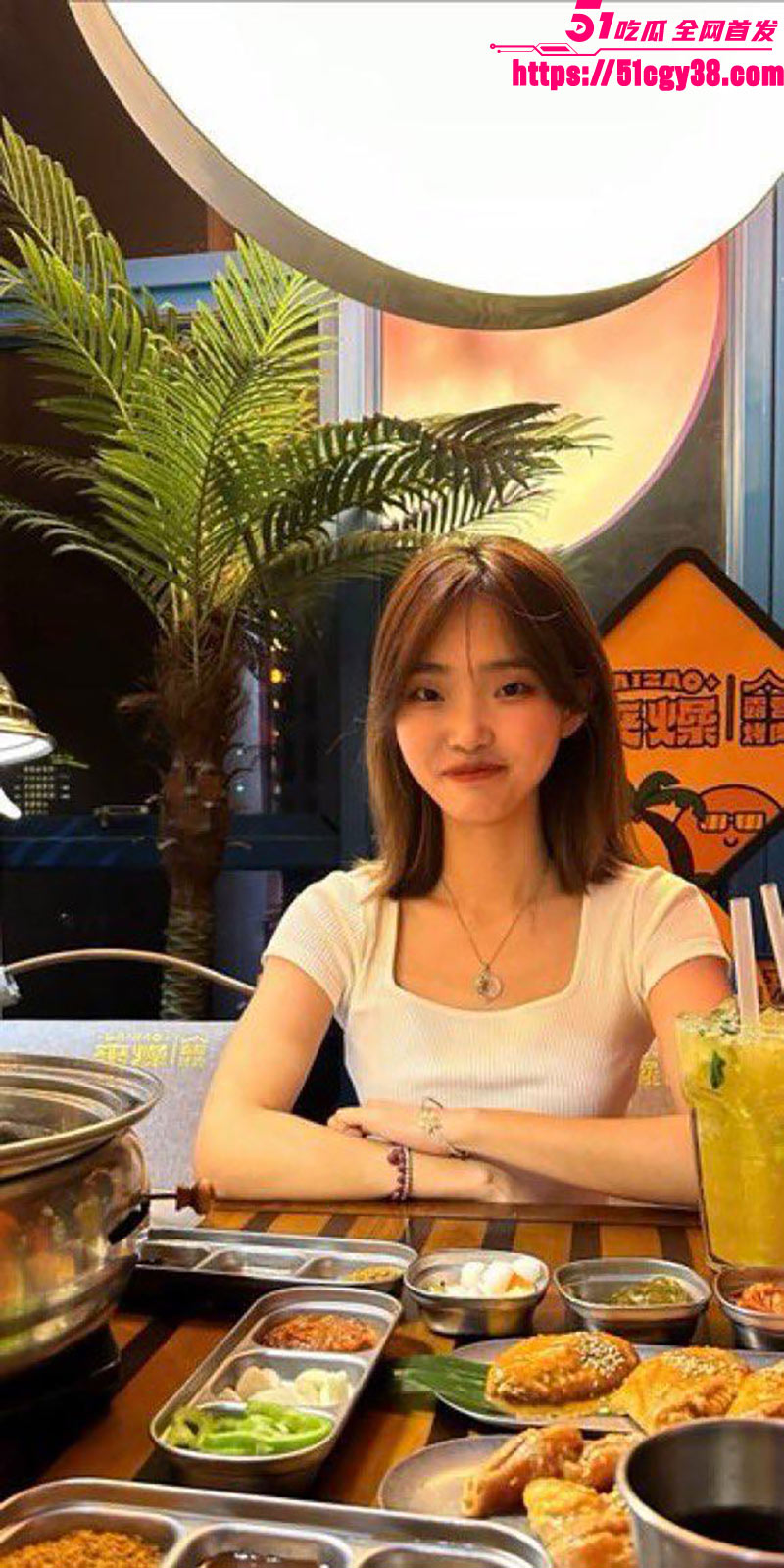 呼和浩特清纯女大学生 毕其格 做爱视频流出 黑丝渔网包裹蜜桃臀 各种视角猛操蝴蝶嫩穴 ！ - 51吃瓜网-51吃瓜网
