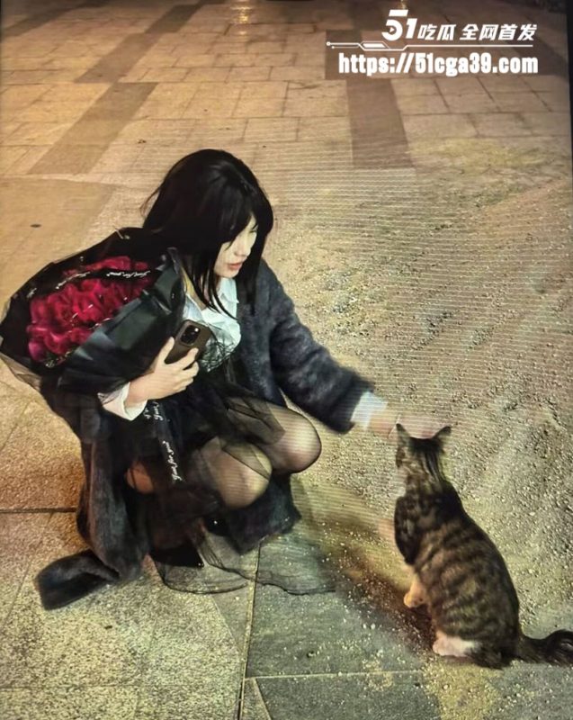 广东性感短发嫩妹 舒雅 与男友性爱自拍分手后惨遭曝光 丰满母狗被后入爆操 完美露脸表情诱惑！-51吃瓜网