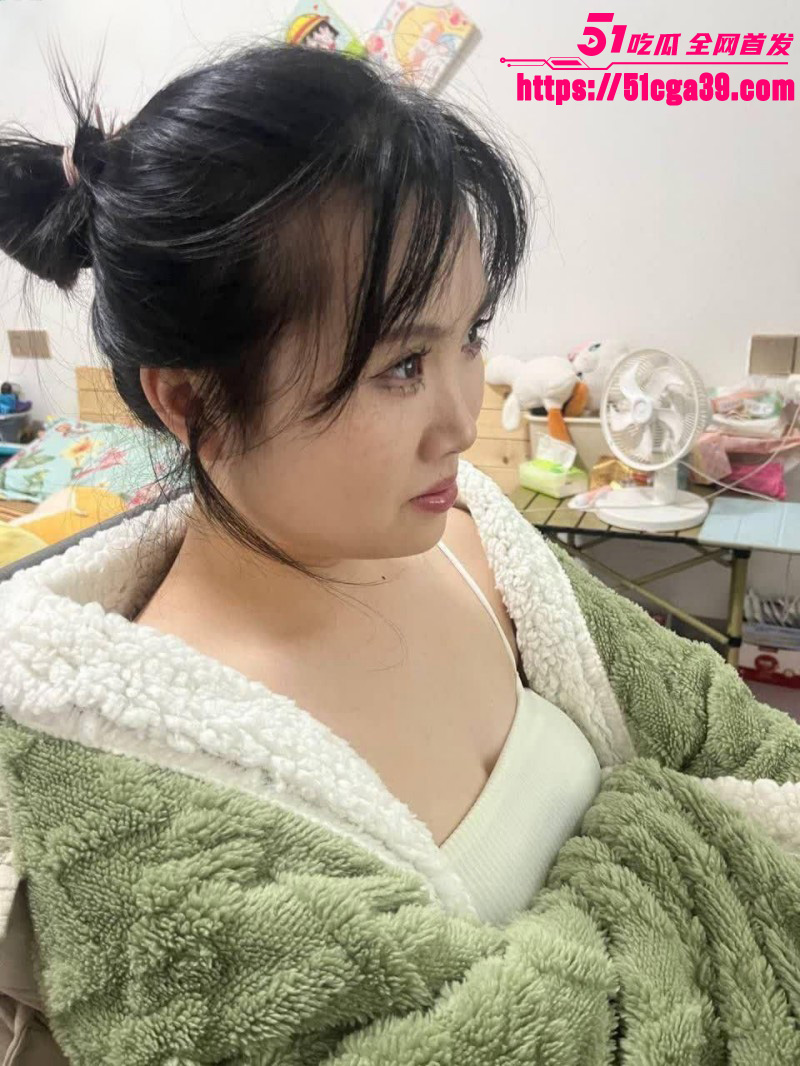 广东00后微胖母狗 宋绮玉 分手后被男友泄密私拍 丰腴身材露脸交合 阴毛浓密性欲极强! - 51吃瓜网-51吃瓜网