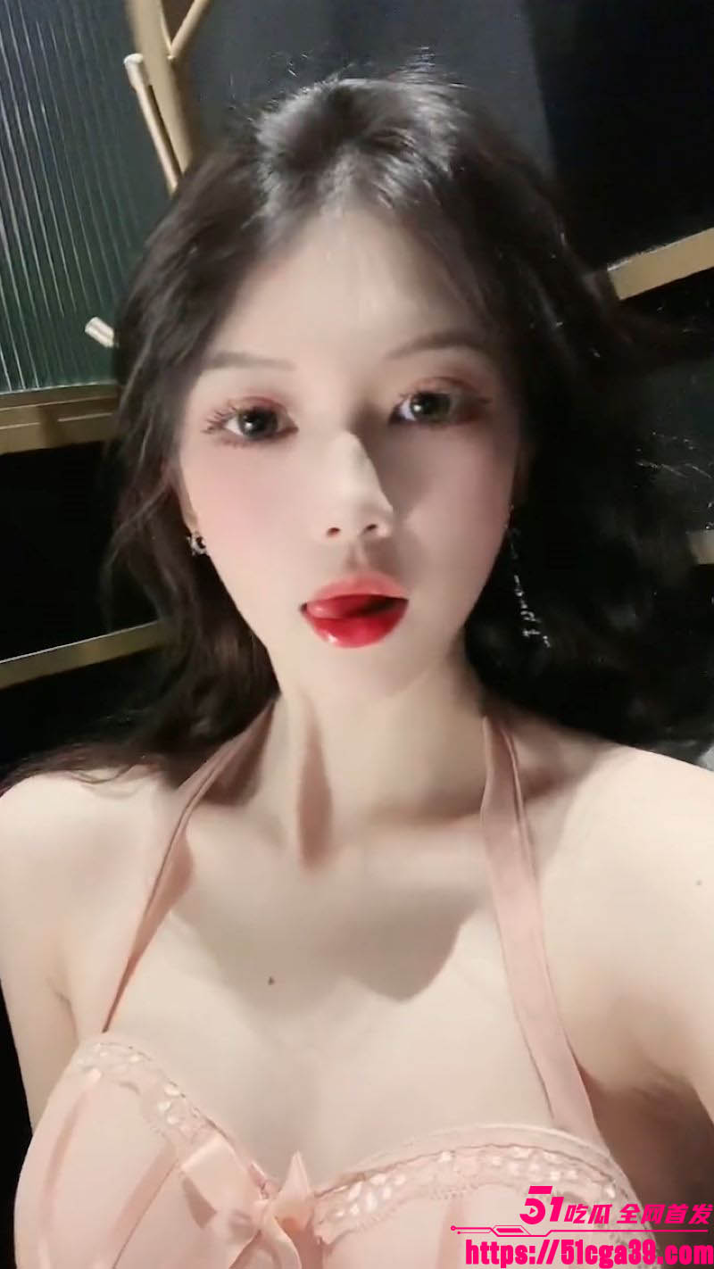 推特高颜值尤物 Deadshe 大尺度私拍 蜂腰巨乳蜜桃臀曲线妖娆 被后入狂操 淫叫连连！ - 51吃瓜网-51吃瓜网