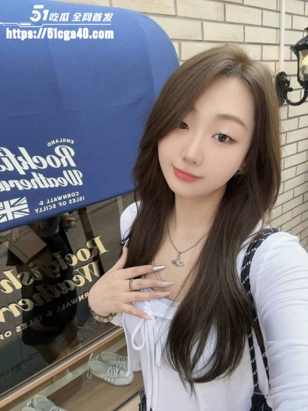 江西南昌留学生 李馨竹 背着男友出轨成性 为炮友打胎多次 男友怒曝其露脸口交视频泄愤!-51吃瓜网