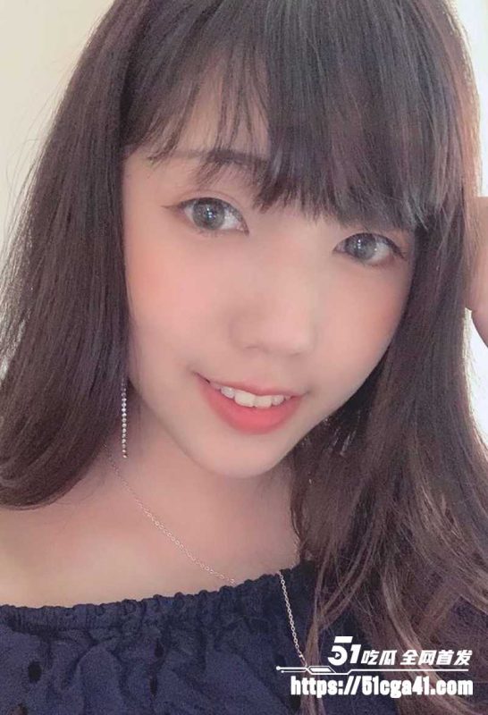 清纯反差少女 不雅视频被前男友曝光流出 身材火辣淫劲十足 揉穴自慰露脸口交 主动骑乘表情超淫!-51吃瓜网